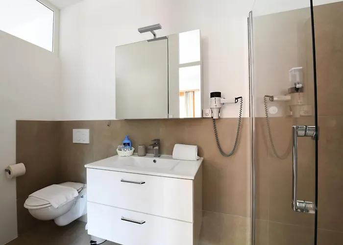 Hotel 7 24 H Check-in E Parking 3*