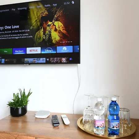 7 24 H Check-in E Parking Отель Лозон